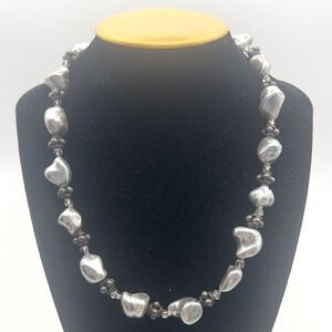 Gray Baroque pearl necklace